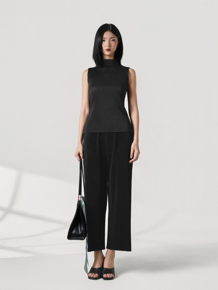 Quần ống suông dáng vừa